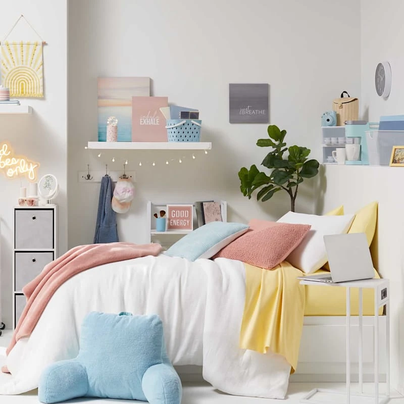 Metal C-Table With Usb Port, White 3 Metal C-Table With Usb Port, White - Image 3